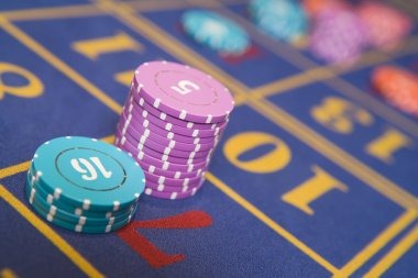 E-wallet logos: DANA, OVO, GoPay, ShopeePay, LinkAja